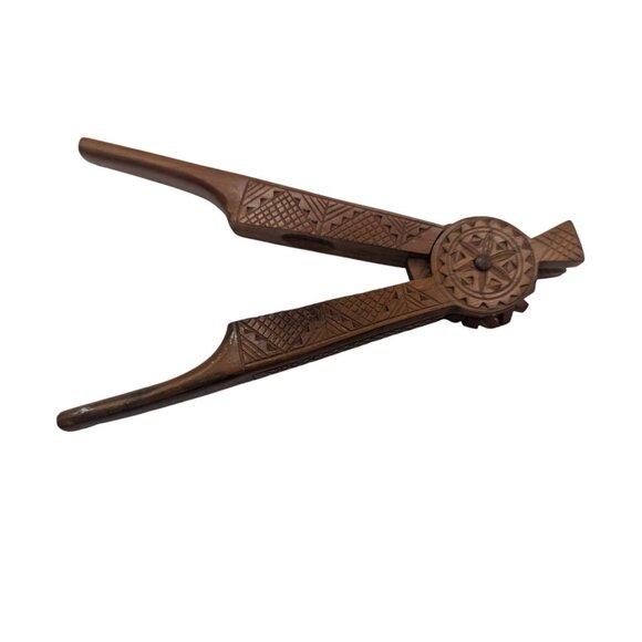 Yugoslavia Nutcracker Vintage ornate hand carved wooden geometric folk art - Picture 13 of 13